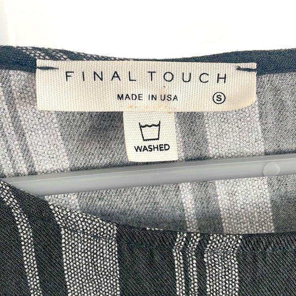 Striped Blouse - Picture 2 of 3